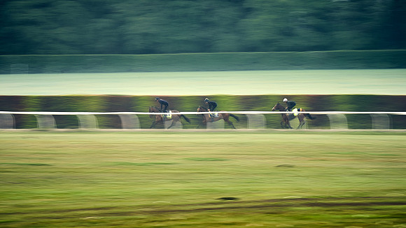 NEWMARKET-GALLOPS-24nd-APRIL-DJ-0398
