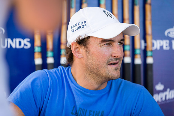 © Dominic James www.dominic-james.com