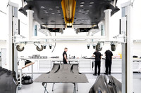 McLaren-GT3-Build-Dominc_James_00015 1