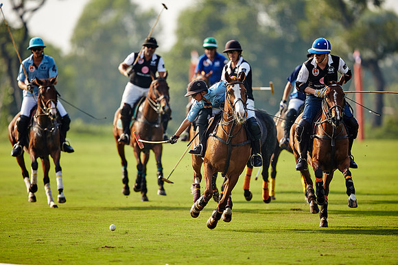 AQ1Y2103.CR2