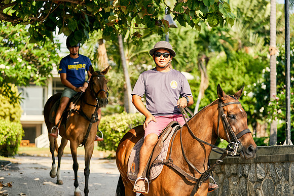 BEACH-RIDE-SATURDAY_2019_DomincJames_1168