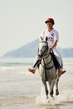 BEACH-RIDE-SATURDAY_2019_DomincJames_1334