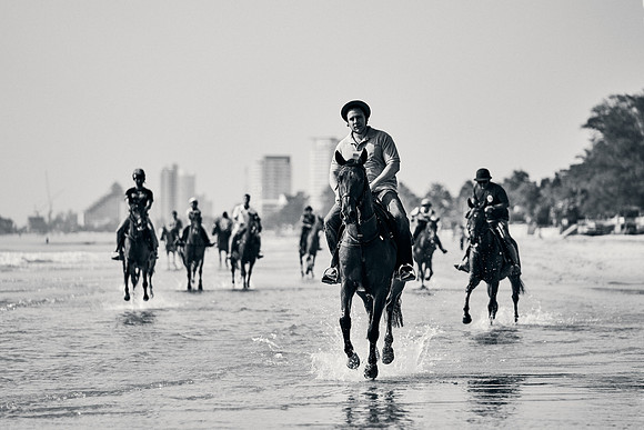 BEACH-RIDE-SATURDAY_2019_DomincJames_1346