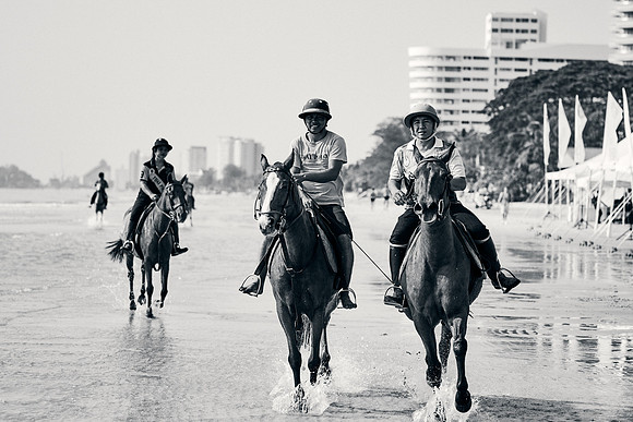 BEACH-RIDE-SATURDAY_2019_DomincJames_1383