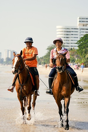 BEACH-RIDE-SATURDAY_2019_DomincJames_1384