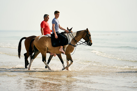BEACH-RIDE-SATURDAY_2019_DomincJames_1416