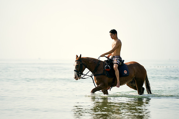 BEACH-RIDE-SATURDAY_2019_DomincJames_1604