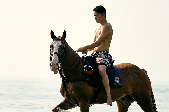 BEACH-RIDE-SATURDAY_2019_DomincJames_1613