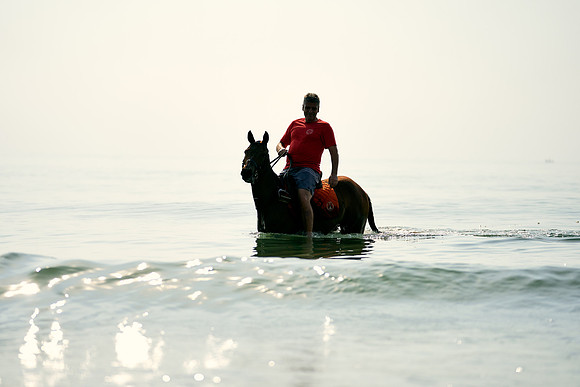 BEACH-RIDE-SATURDAY_2019_DomincJames_1722