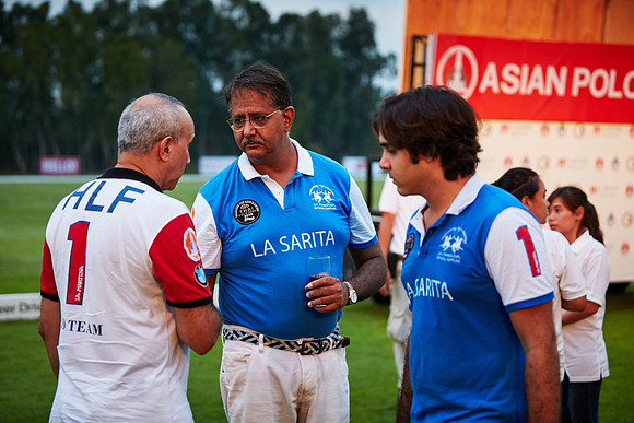 AQ1Y8809.CR2