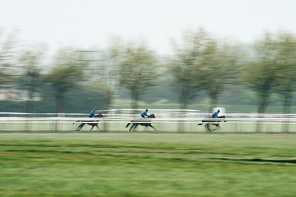 NEWMARKET-RACECOURSE-29th-APRIL-DJ-0357