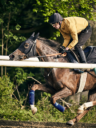 NEWMARKET-GALLOPS-24nd-APRIL-DJ-1288 1