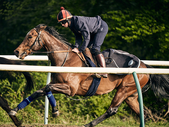 NEWMARKET-GALLOPS-24nd-APRIL-DJ-1290 1