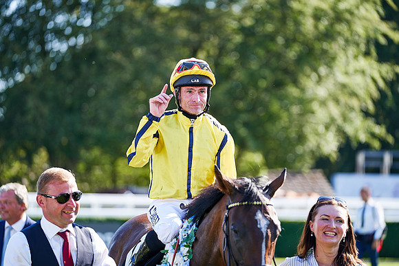 QGF_18_DominicJames_11837