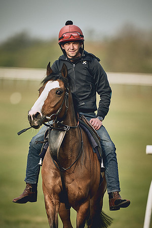 HORSES-IN-TRAINING-9TH-APR-DJ-0555