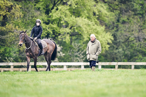 HORSES-IN-TRAINING-18TH-APR-DJ-2119