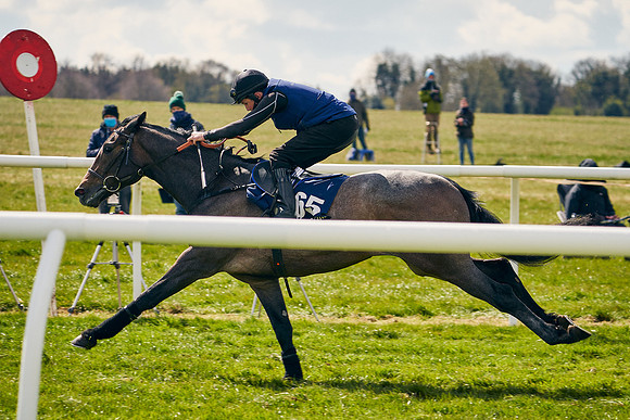 2021-04-12-Dominic-James-Craven-Breeze-Up-Sales-0975