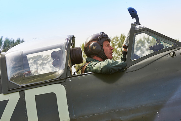 AQ1Y9175.CR2