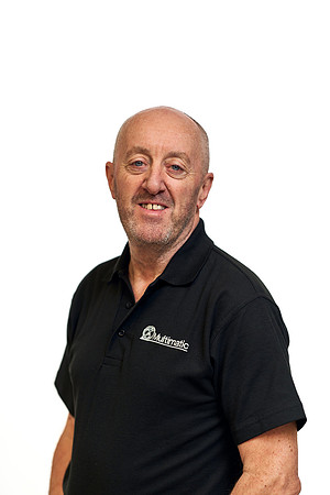 MTCE-UK-Headshots-2024-Simon-Bradish7404864