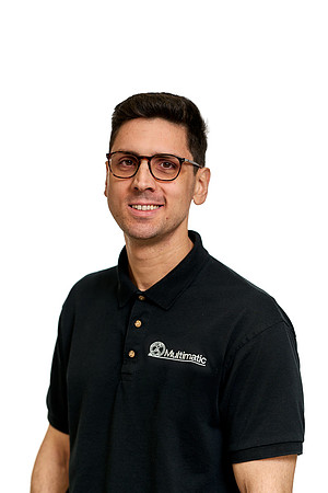 MTCE-UK-Headshots-2024-Andrew-Andrea7404054