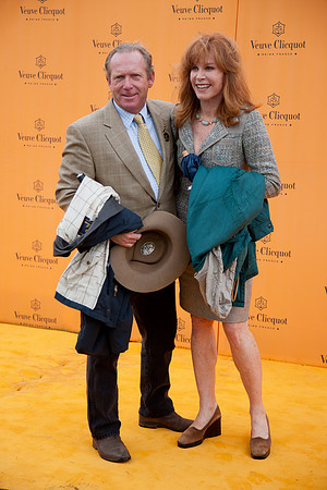 stephanie powers  - Veuve Clicquot Gold Cup Polo 2011