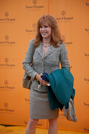 stephanie powers  - Veuve Clicquot Gold Cup Polo 2011