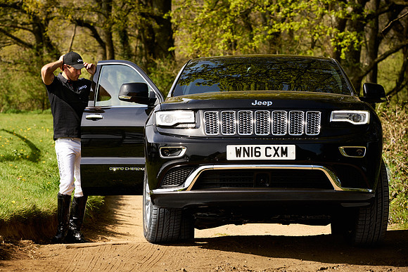 Nic Roldan taking delivery of the Jeep Grand Cherokee-_DSC3906.jpg