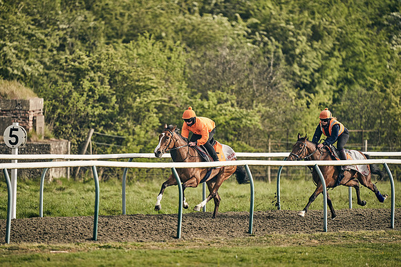 NEWMARKET-GALLOPS-24nd-APRIL-DJ-0590