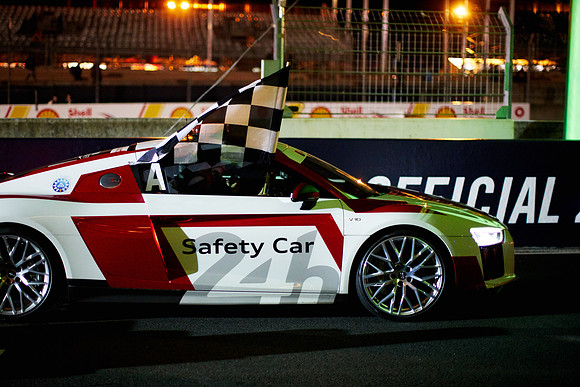 Le Mans 24 hours DSC00214.ARW