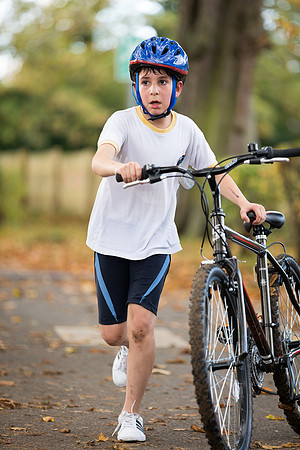 2014102020141020-Dominic-James-SJB-Triathlon-DJ141621.CR2