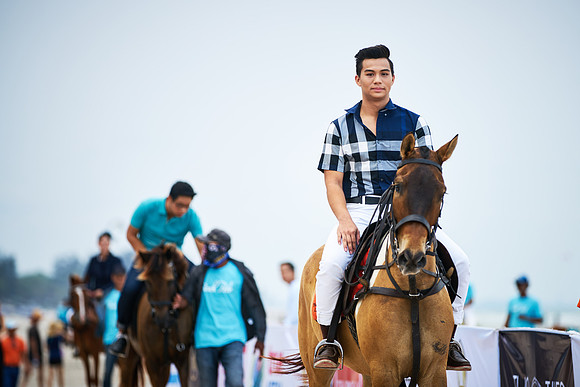 _DSC3320.ARW