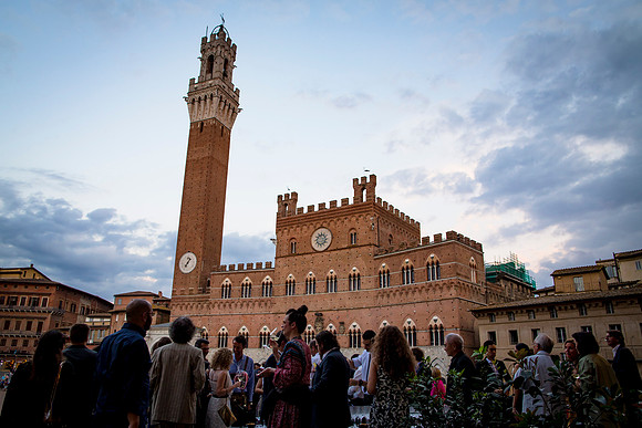 Caroline & Luciano Tattoni wedding