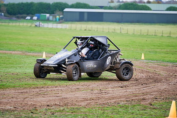 Chip-Thomas-002-DominicJames_DJ_0185