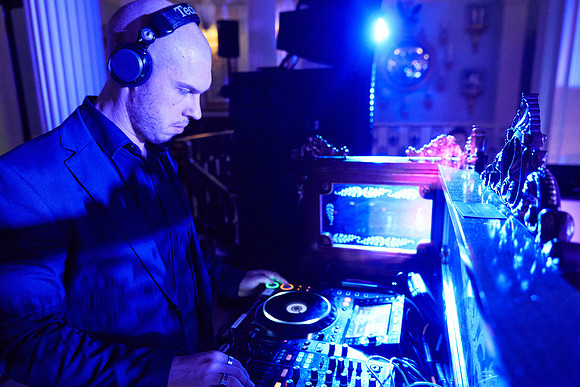 LANESBOROUGH-NYE-Dominic-James-_DJ96167.ARW2855