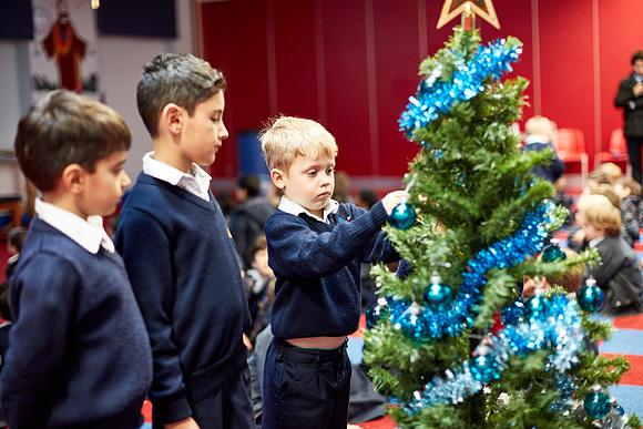 20151204-Dominic-James-_OM_5430.CR2