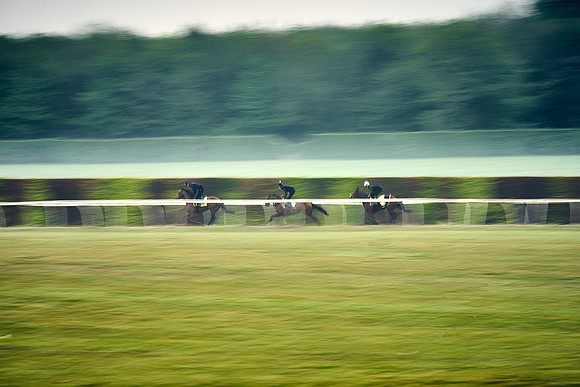 NEWMARKET-GALLOPS-24nd-APRIL-DJ-0419