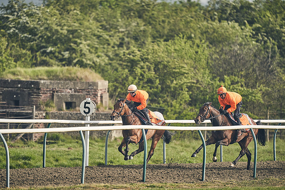 NEWMARKET-GALLOPS-24nd-APRIL-DJ-0631